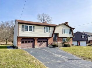 755 Oronoke Rd, Waterbury, CT 06708