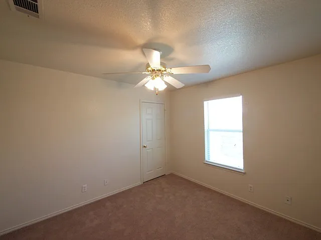 3812 Tiger Dr — Photo 16