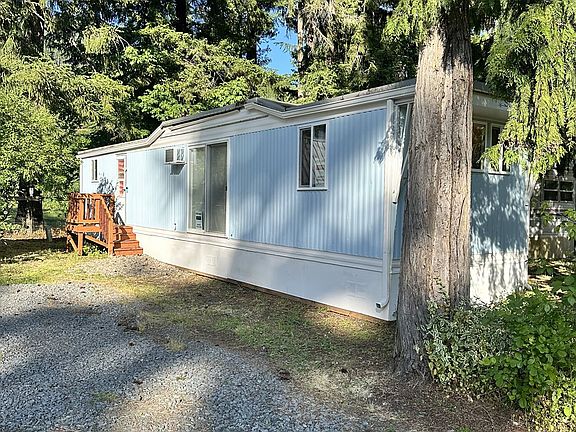3rd image of 37635 Row River Rd Space 7