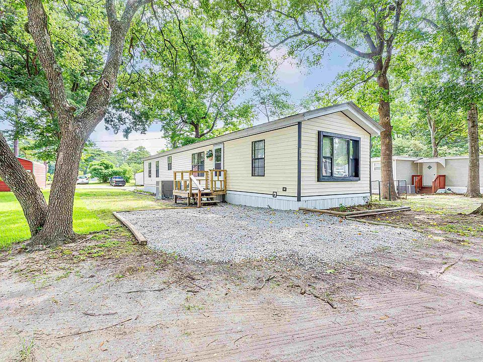 1st image of 582 Mimosa Dr.