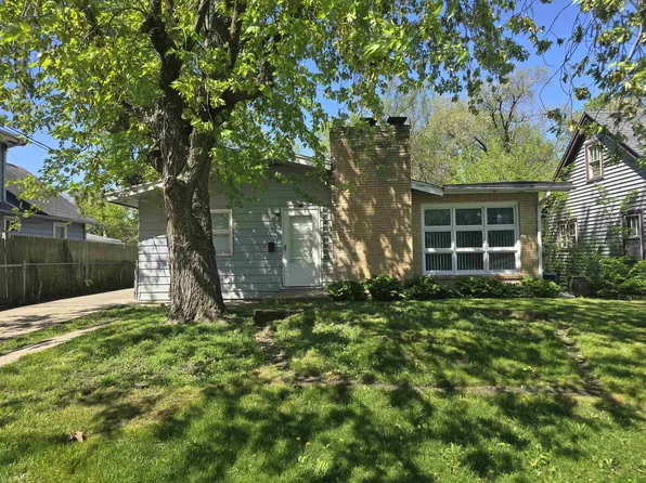 3129 10th St, Rockford, IL 61109
