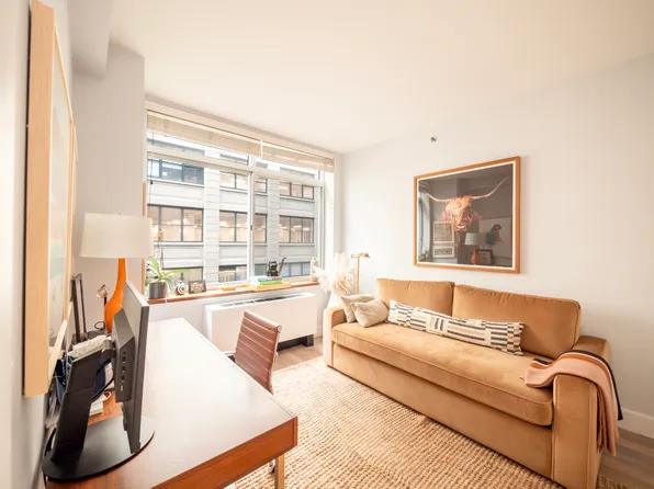 84 Front Street 5E image 9 of 10