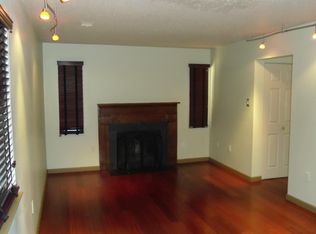 2548 Fox Ridge Ct, Woodbridge, VA 22192