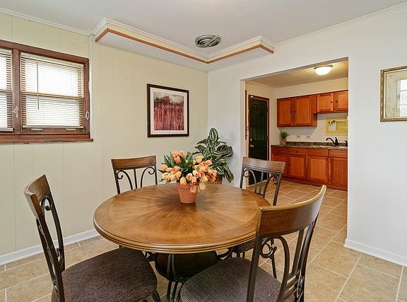 4th image of 12634 S Loomis St