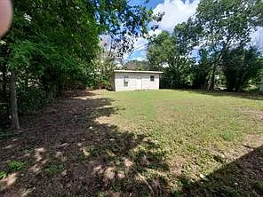 8211 Burrell Dr — Photo 27