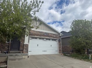 1203 E Roma Dr, Fruit Heights, UT 84037