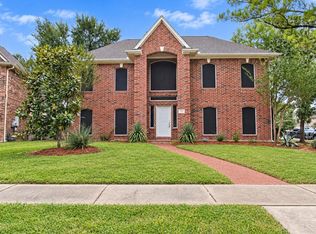 1503 Pine Ridge Ln, Pearland, TX 77581