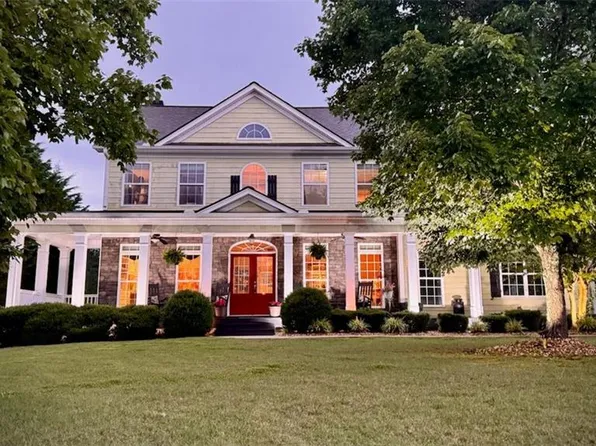 360 Glade Knoll Trl, Fayetteville, GA 30215