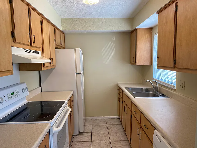 3624 136th Ave #A — Photo 4