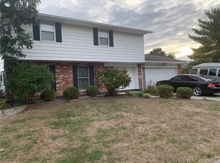 6917 Locustview Dr, Dayton, OH 45424