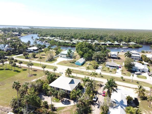 312 Copeland Ave N, Everglades City, FL 34139