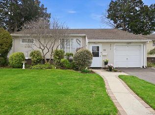 34 Jasmine Lane, Valley Stream, NY 11581