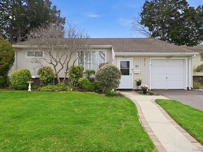 34 Jasmine Lane, Valley Stream, NY, 11581