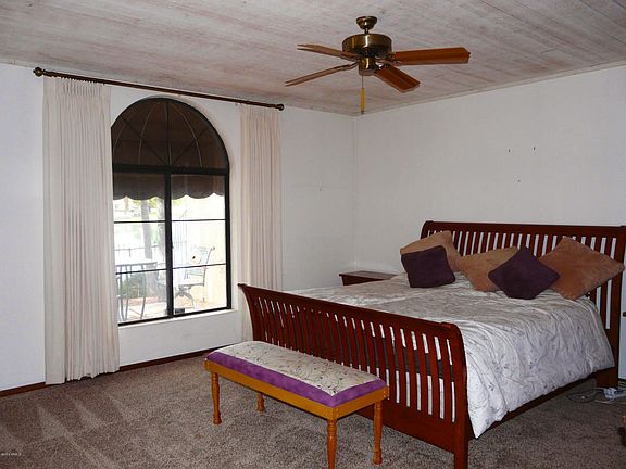 4th image of 8414 N 84th St