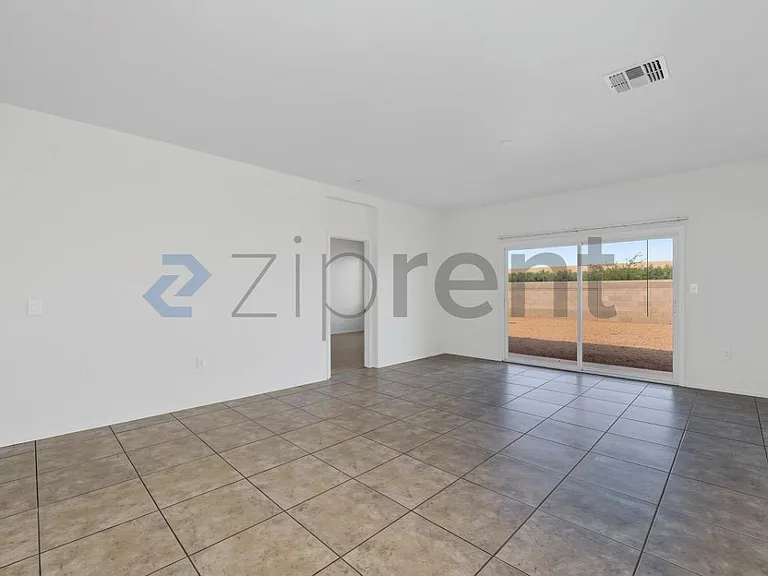 18199 N Conquistador Dr — Photo 13