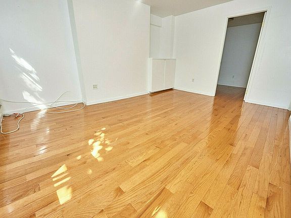 2nd image of 166 Avenue B APT 5