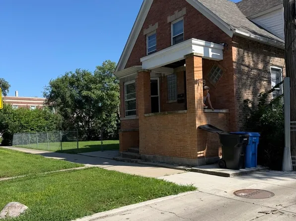 911 W 84th St, Chicago, IL 60620