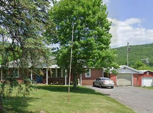 2732 Aurora Pike, Aurora, WV 26705
