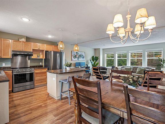 5th image of 701 Hilchey Rd #103