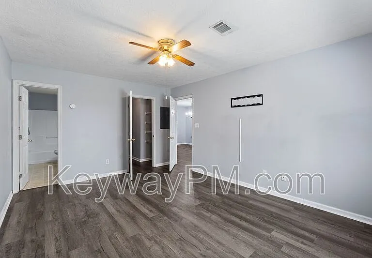 410 Tracewood Pl — Photo 7