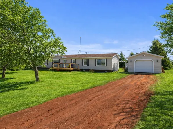 945 Newton Rd, Saint David's Parish, PE C0B 1N0