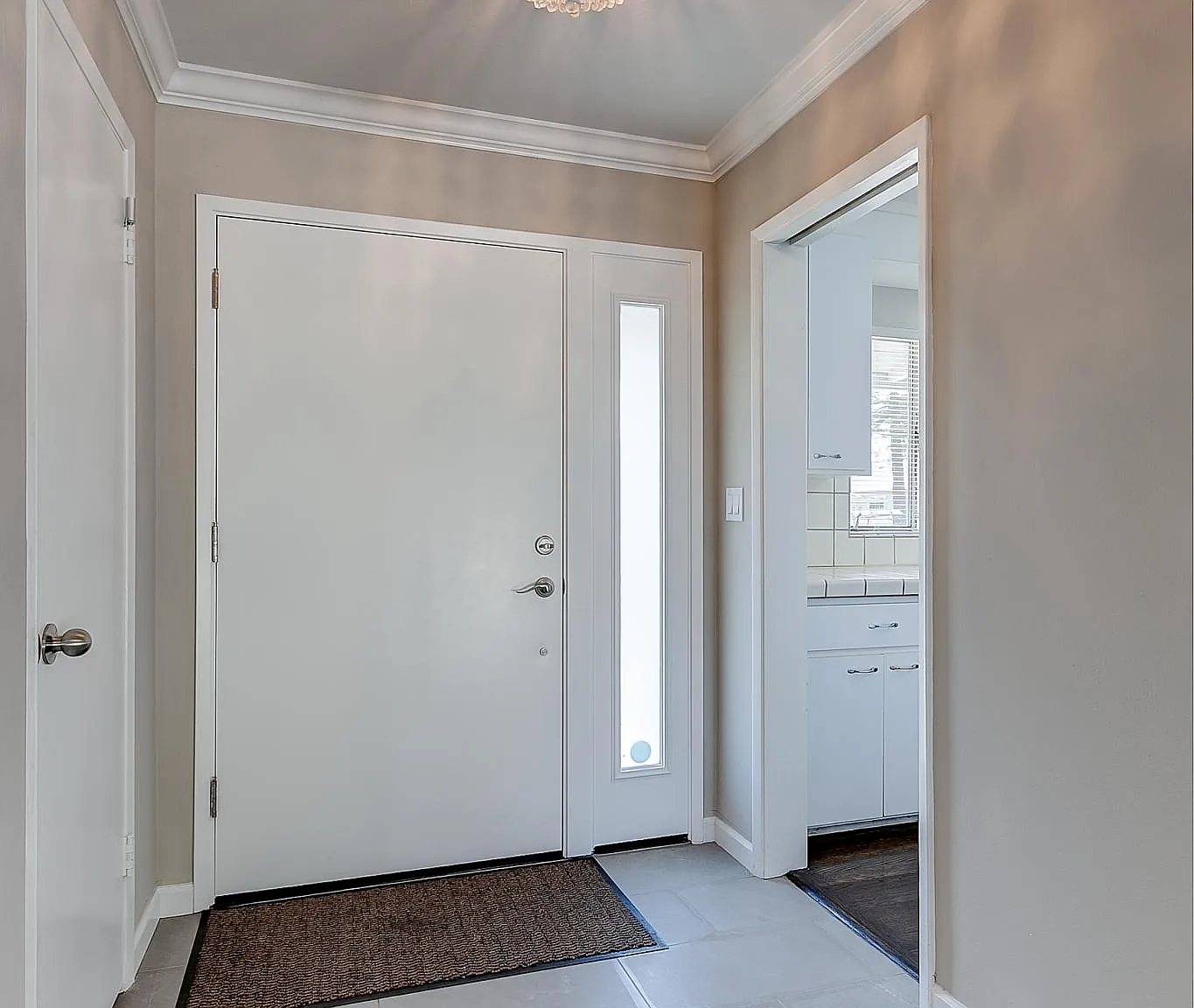 660 Georgia Ave — Photo 3