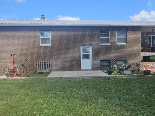 17686 215th Ave, Centerville, IA 52544