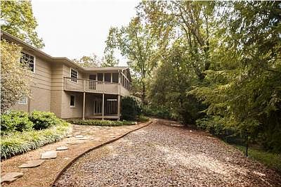 4th image of 329 N Palisades Dr
