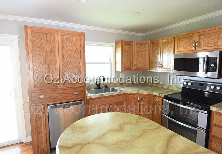 707 N Seminole Dr — Photo 10