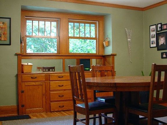Dining Built-Ins