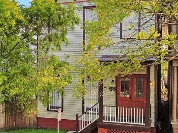 319 E Waldburg Street, Savannah, GA 31401