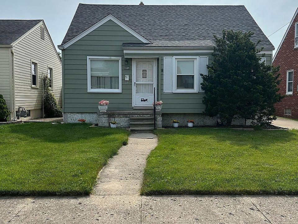 1st image of 4077 17th St