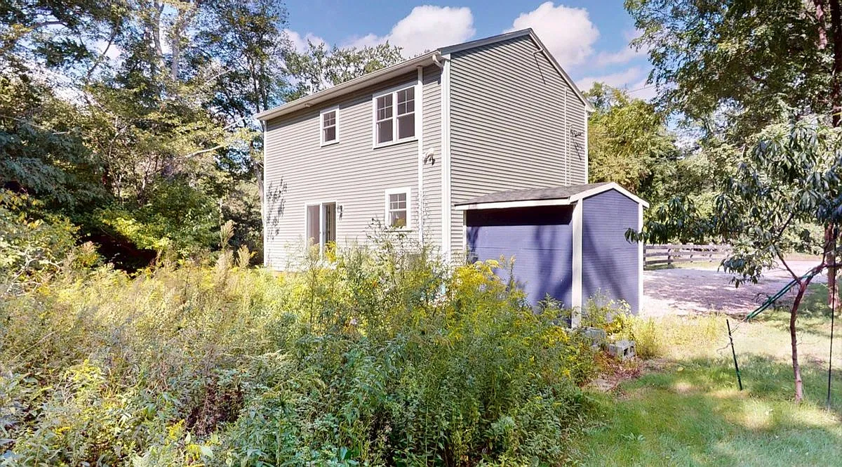 3 bed, 1.5 bath, 1236 sqft, $3,100 — Photo 2