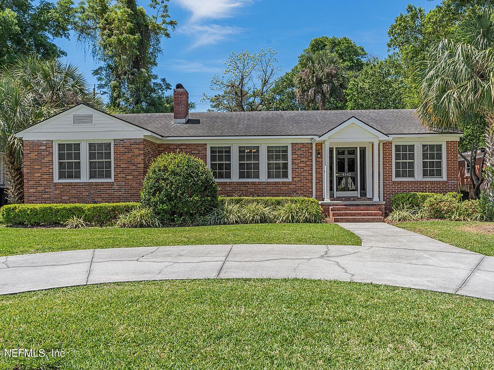 1st image of 4542 PINEWOOD Avenue