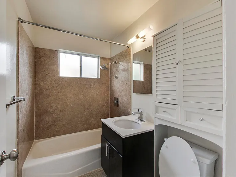 1220 Hayes St #5 — Photo 21