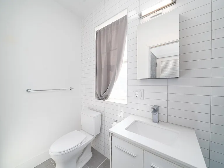 27 Corbin Ave #6 — Photo 12