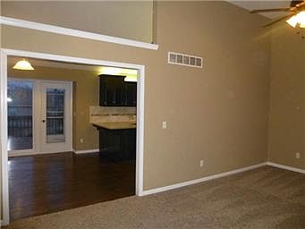 2nd image of 8619 N Sheldon Ave