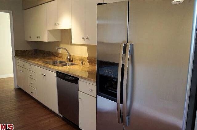 GRANITE KITCHEN 