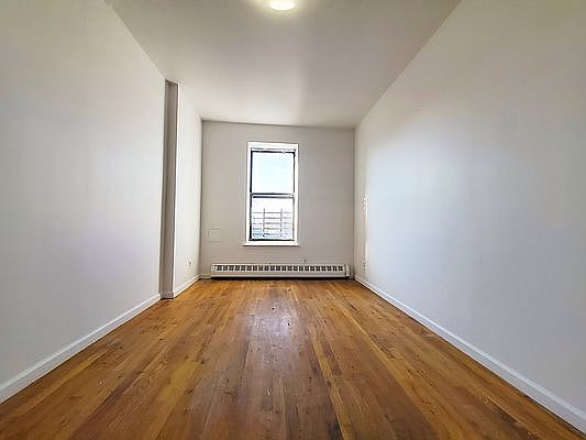 4th image of 130 Thomas S Boyland St #4
