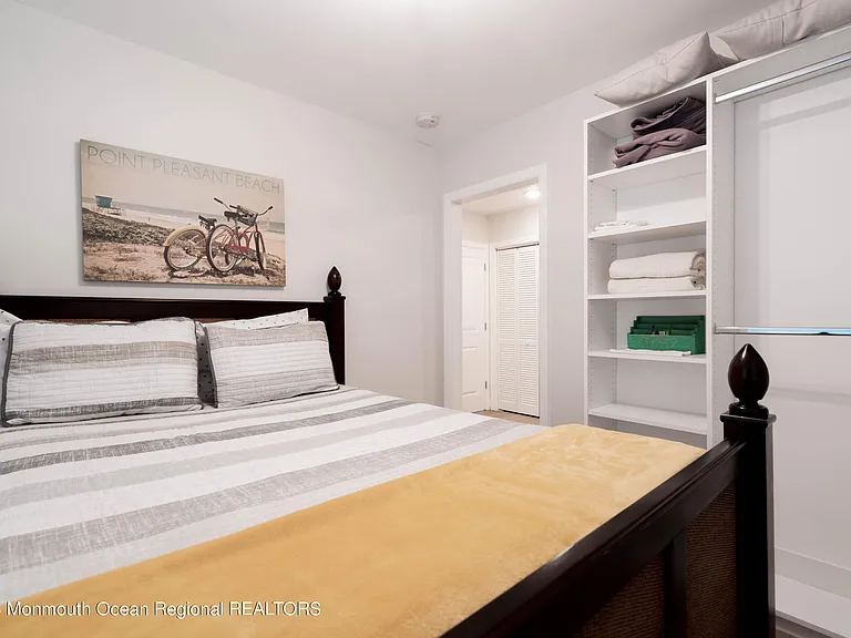 1215 Lister St #A — Photo 15