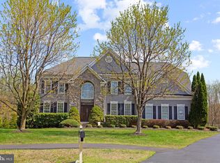 22 Hemming Dr, Stafford, VA 22554