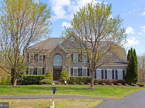 22 Hemming Dr, Stafford, VA 22554