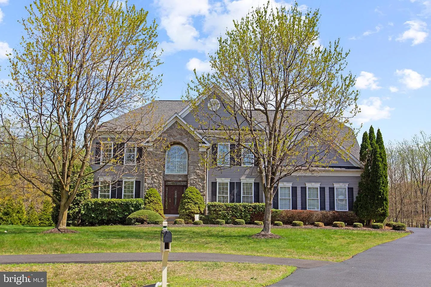22 Hemming Dr photo 1