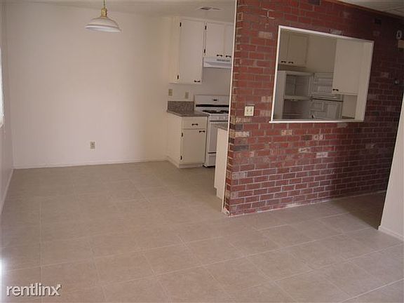 4th image of 4410 Pureza Ave
