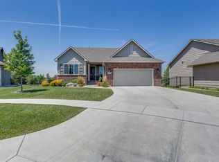 2227 N Sawgrass Cir, Derby, KS 67037