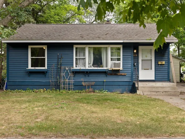 1015 E State St, Traverse City, MI 49686