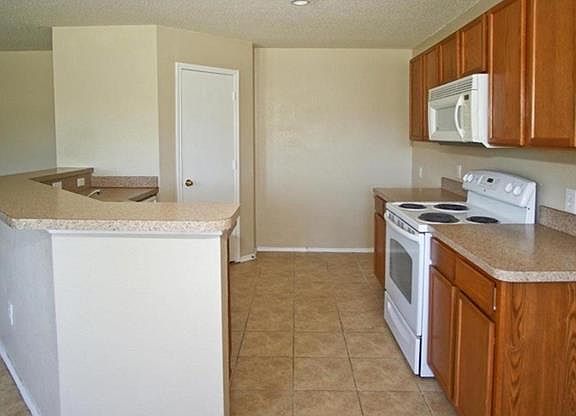 5th image of 9604 Woodrow Wilson Dr #L