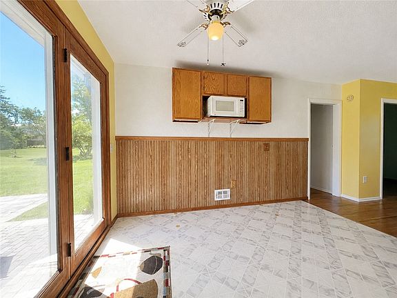 5th image of 1116 Walker Lake Ontario Rd