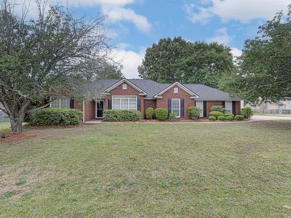 20 Katie Dr, Phenix City, AL 36869