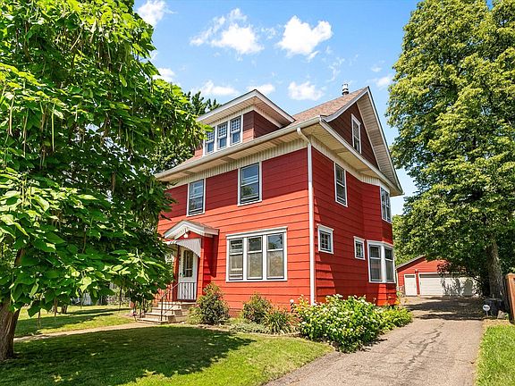 2nd image of 1601 Hubbard Ave